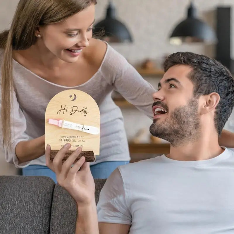 Pregnancy Reveal To Husband Hi Dad Woode Announcement Board For New Baby Creative Pregnancy Announcement For Dad To Be Cute Baby