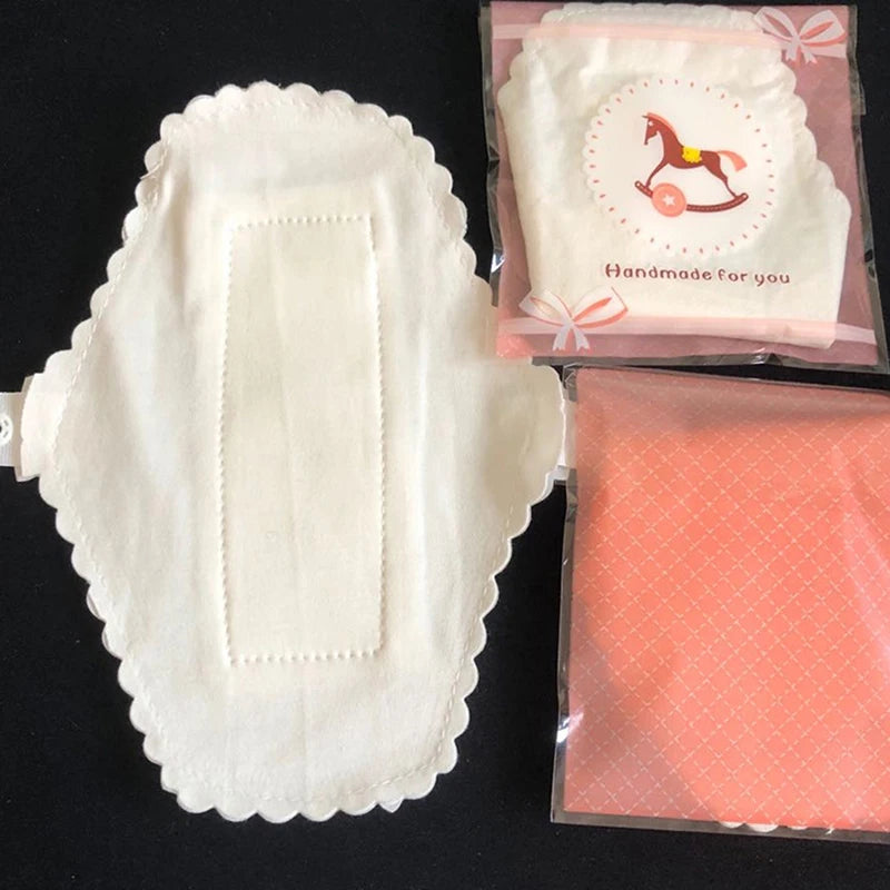 1Pcs Thin Reusable Menstrual Pads Soft Sanitary Pad Washable Cotton Cloth Pad Napkin Waterproof Panty Liners Women Hygiene Pad